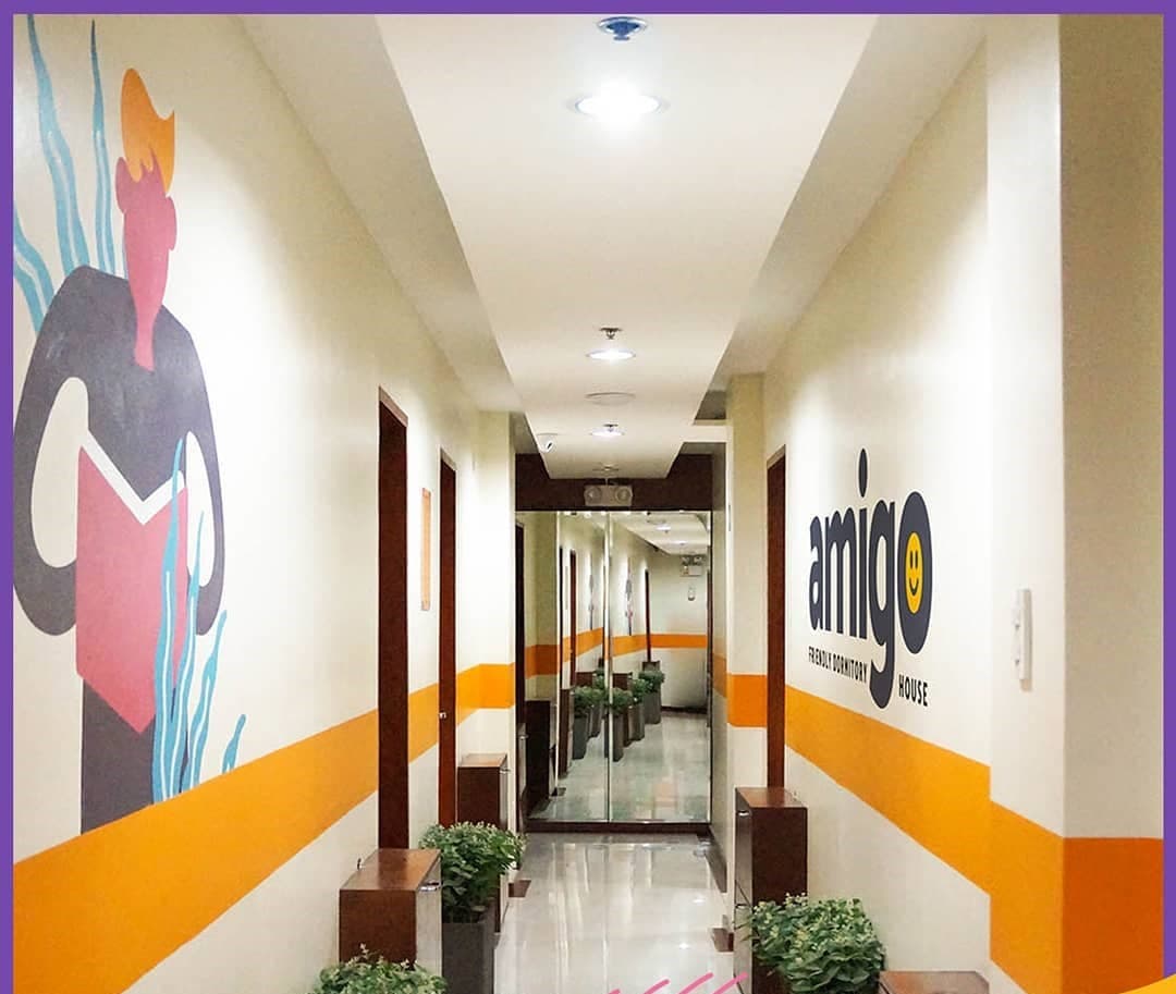 Amigo dormitory hallway
